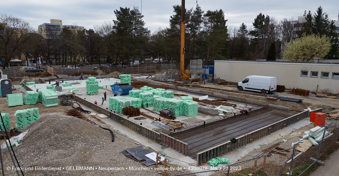23.03.2023 - Baustelle am Haus für Kinder in Neuperlach
